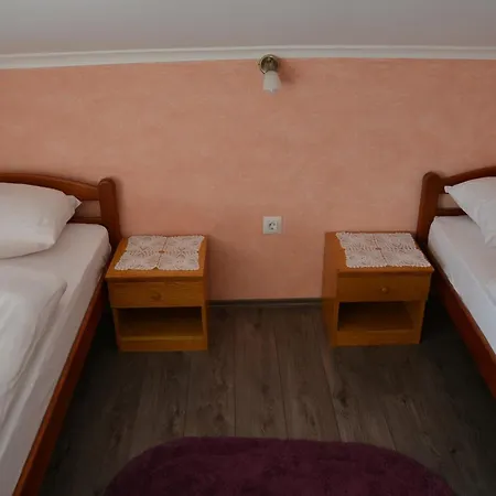Motel Most 3*